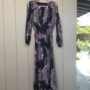 Maxi dress Side slits. Drawstring waist